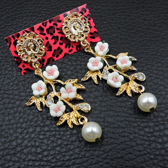 Gold Color Alloy Rhinestone Pearl Flower Pink Drop Jewel earrings Betsey Johnson - Picture 3 of 9
